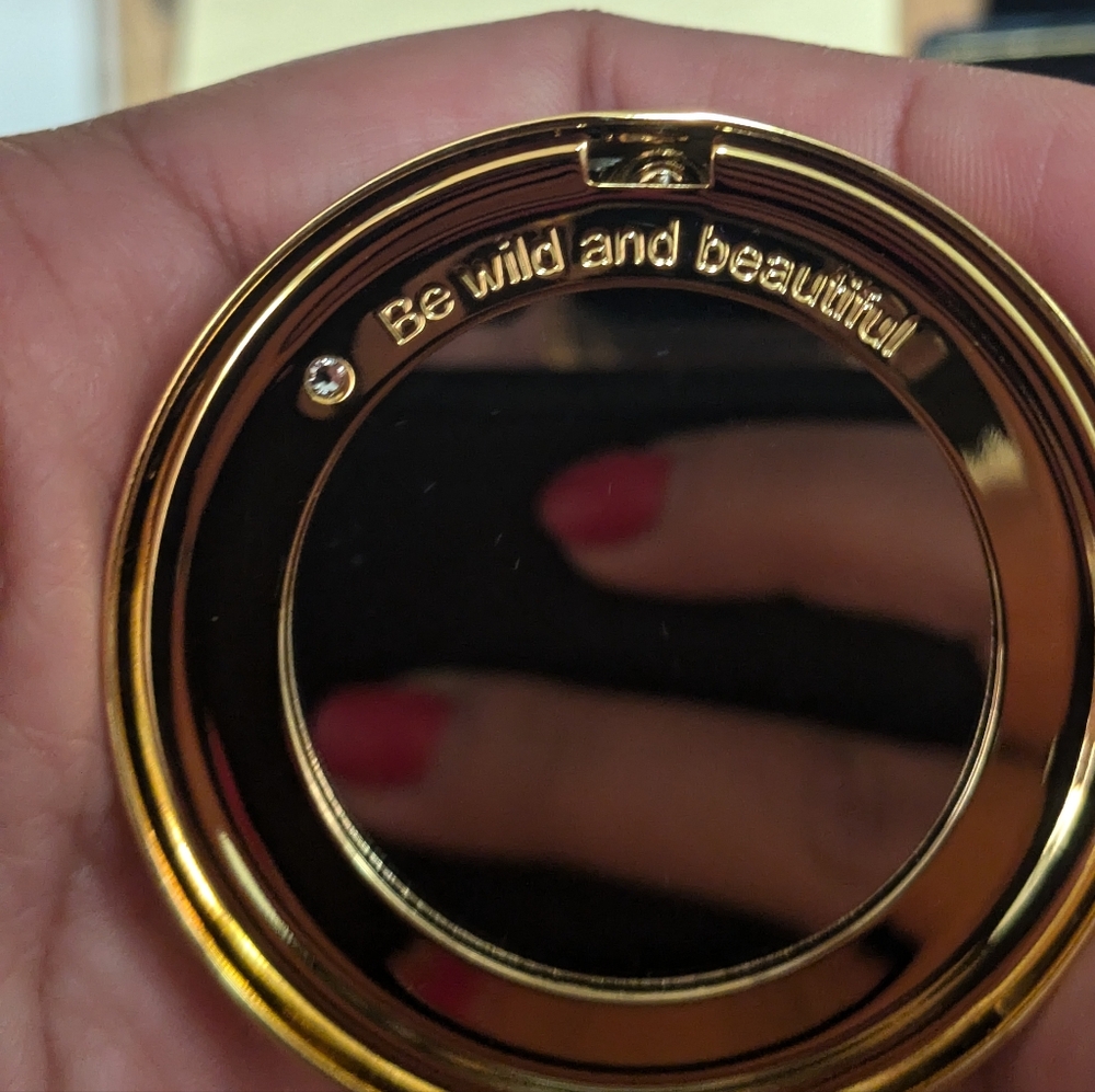 NEW ESTEE LAUDER X MONICA RICH KOSANN POSH PEACOCK COMPACTS - Picture 9 of 10